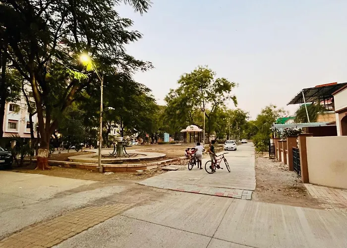 3Bhk - Entire Property - New Listing At Offer Price