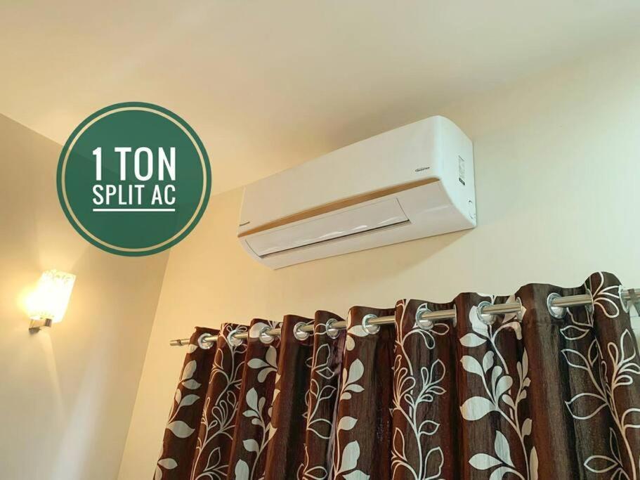 Apartment 3bhk - Entire - New Listing At Offer Price